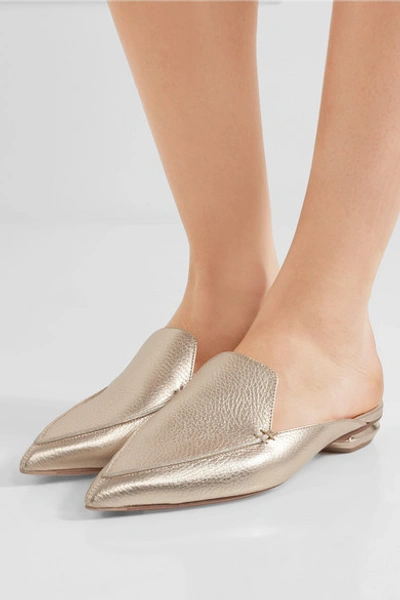 Shop Nicholas Kirkwood Beya Metallic Textured-leather Slippers In Gold