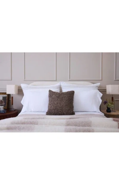 Pom Pom At Home Murphy Throw In Brown