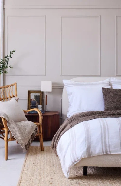 Pom Pom At Home Murphy Throw In Brown