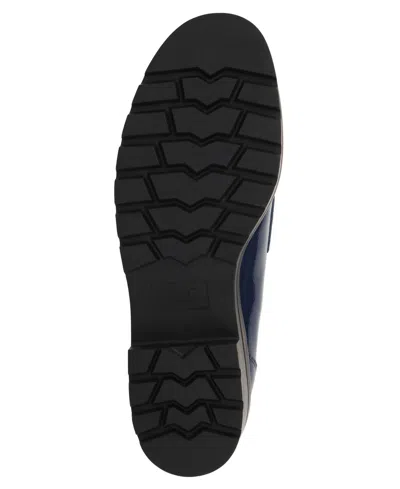 Mia Women's Yoani Round Toe Lug Sole Loafers In Blue