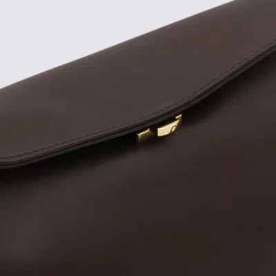 Themoirè Clasp-fastening Shoulder Bag In Brown