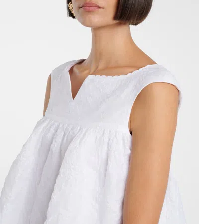 Shushu-tong Textured V-neck Top In White