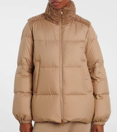 Moncler Daunenjacke Esnaie Mit Teddyfleece In Brown