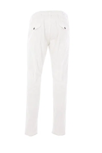 Eleventy Men White Pants With Elastic Drawstring Waist And Tapered Leg In Cotton Blend Stretch Woman In White
