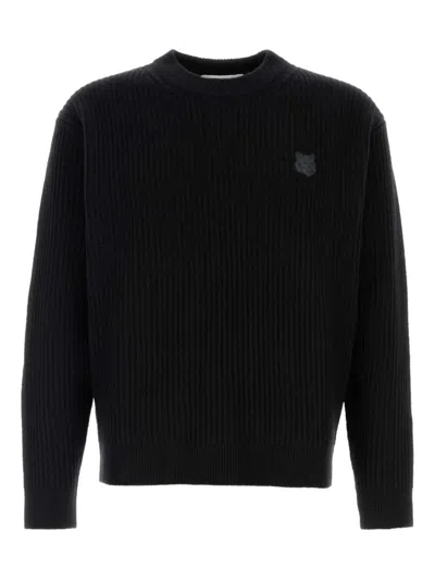 Maison Kitsuné Ribbed Knit Sweater With Cropped Fit And Embroidered Emblem In Black