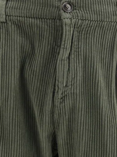 Cruna Mitte Corduroy Trousers In Green