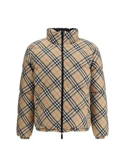 Burberry Snowdon Traditional Check Reversible Jacket In Neutral