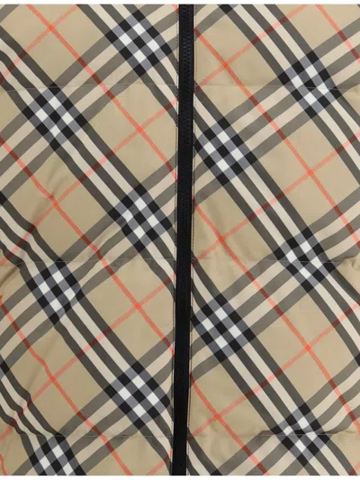 Burberry Snowdon Traditional Check Reversible Jacket In Neutral