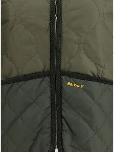 Barbour Two-tone Quilted Sleeveless Vest In Green