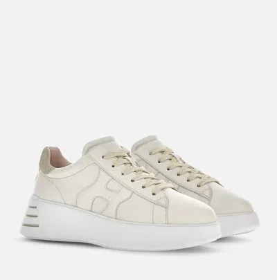 Hogan Rebel Platform Sole Low-top Sneakers In White