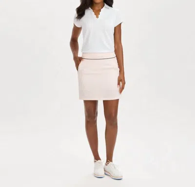 Renwick Traditional Seersucker Skort In Petal White In Pink