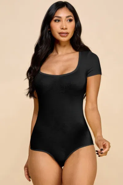 Truedames Short Sleeve V-neck Basic Bodysuit In Black