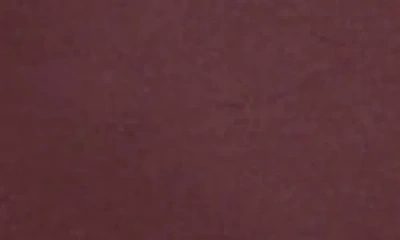 Guess Krystal Triangle Embellished Graphic T-shirt In Burgundy