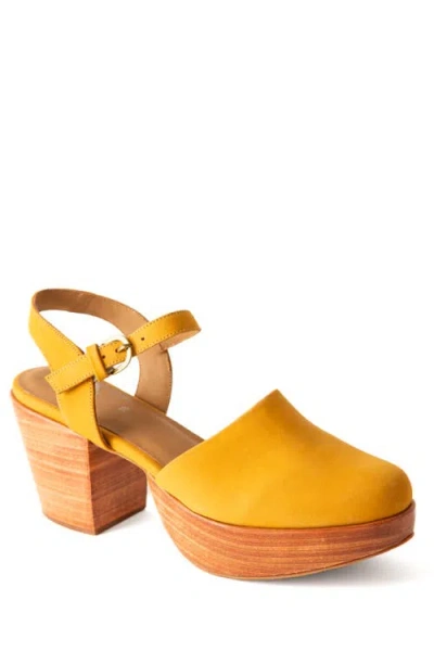 Fortress Willow Mary Jane Platform Clog In Yellow
