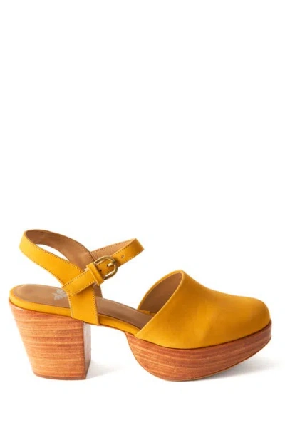 Fortress Willow Mary Jane Platform Clog In Yellow