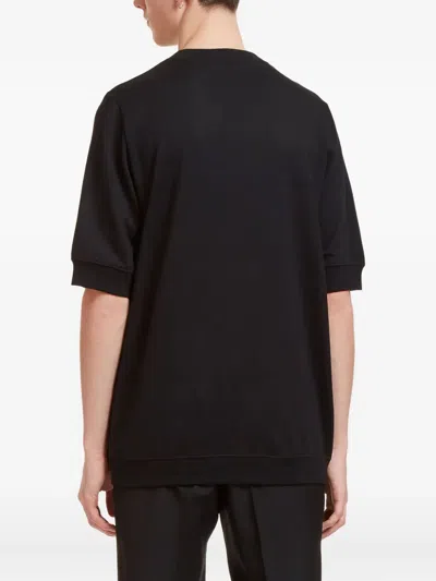 Aiezen Half-length-sleeve Crew-neck T-shirt In Black