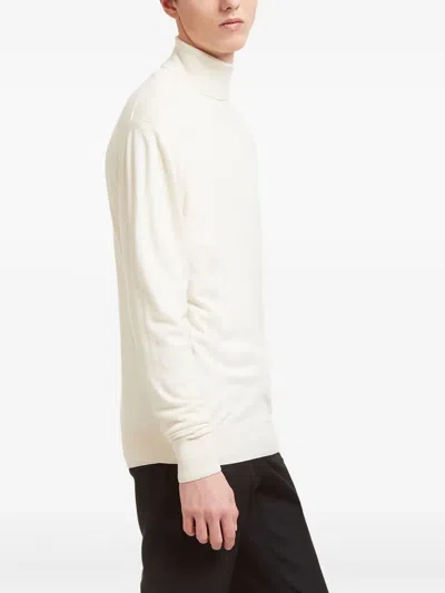 Aiezen Turtleneck Knitted Sweater In White