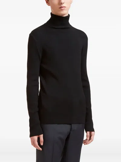 Aiezen Turtleneck Knitted Sweater In Black