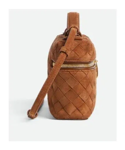 Bottega Veneta Women Bang Bang Leather Vanity-case With Intrecciato Motif In Brown