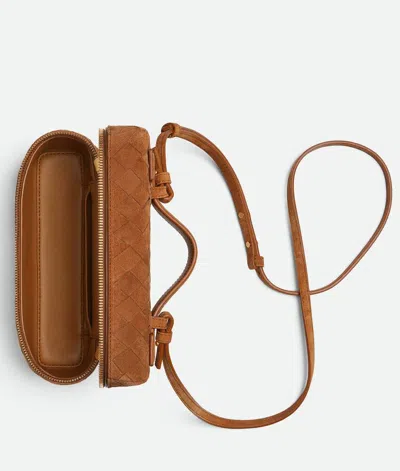 Bottega Veneta Women Bang Bang Leather Vanity-case With Intrecciato Motif In Brown