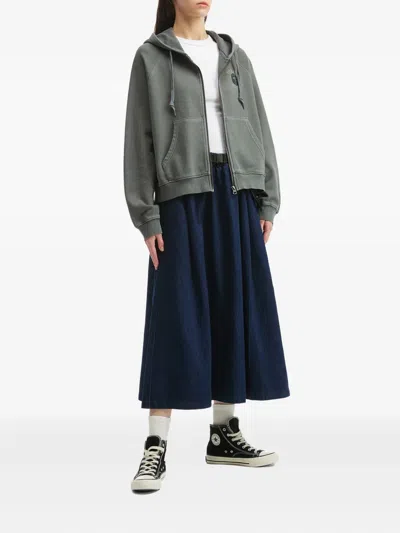 刺绣拉链连帽衫