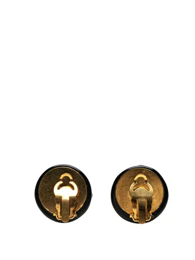 Pre-owned Chanel 1998 Cc Resin And Gold Plated Button Clip On Earrings Costume Earrings In Black