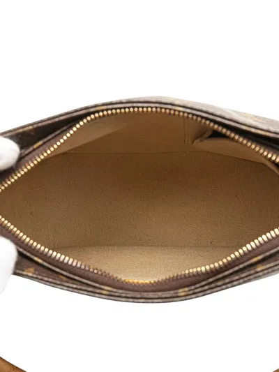 Pre-owned Louis Vuitton 2002 Monogram Looping Mm Shoulder Bag In Brown