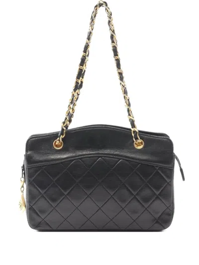 Pre-owned Chanel 1989-1991 Quilted Shoulder Bag In Black