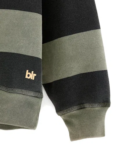 条纹插肩式衣袖卫衣