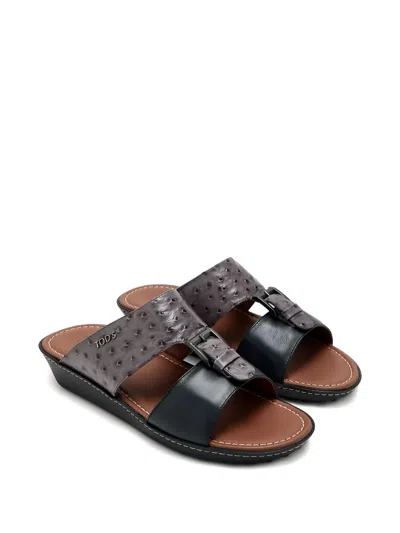 鸵鸟皮效果皮质凉鞋