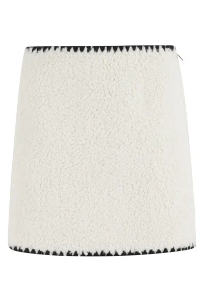 Ermanno Firenze Textured Mini Skirt In Teddy Fabric In White