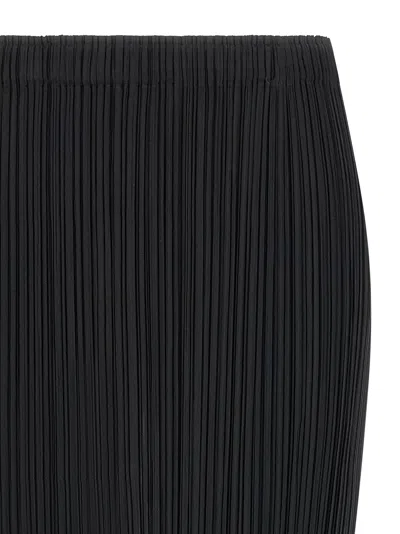 Issey Miyake Midi Skirt Featuring Pleated Design In Black