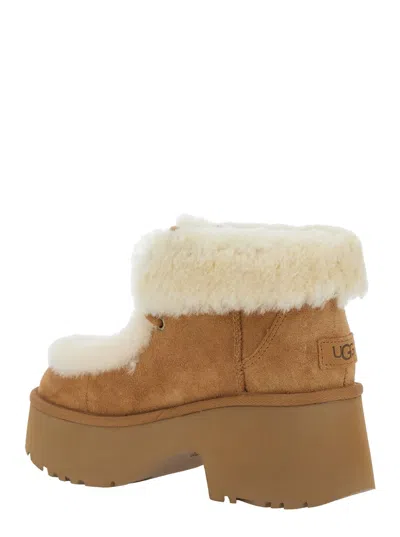 Ugg Esmee Beige Ankle Boots With Fur Detailing And Platform In Suede Woman In Brown