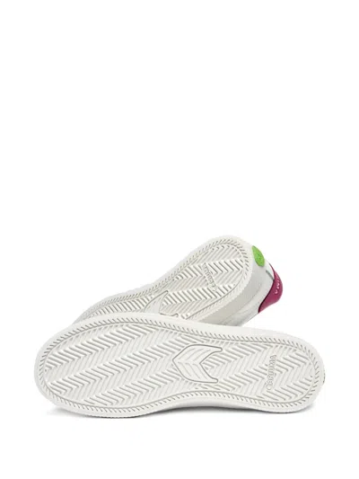 Cariuma Logo-detail Leather Trainers In White