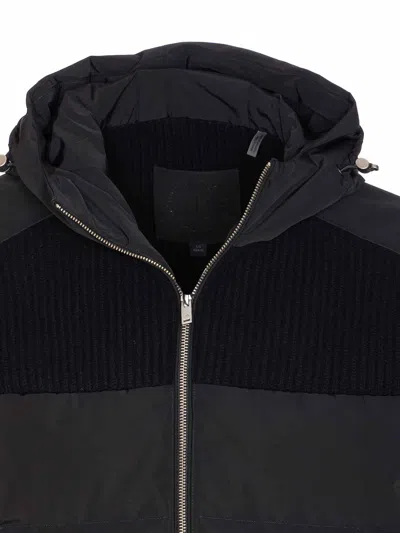 Moose Knuckles Hooded Jacket With Ribbed Texture And Zip Pockets In Black