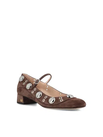 Valentino Stylish Block Heel Round Toe Pumps In Brown