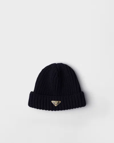 Prada Pr1hc3902dzlf0002bb Ribbed Wool Beanie In Black