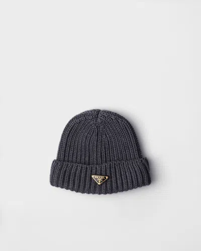 Prada Womens Grey Logo-embellished Knitted Wool Beanie In Gray