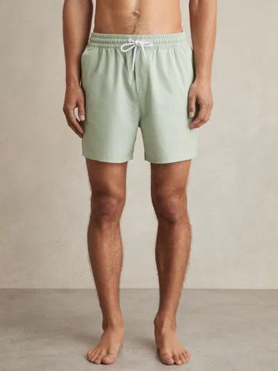 Reiss Cliff Water Resistant Swim Trunks In Green