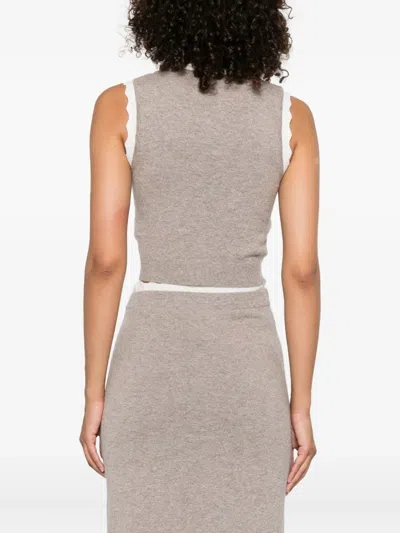 Sandro スカラップトリム ノースリーブトップ In Neutral