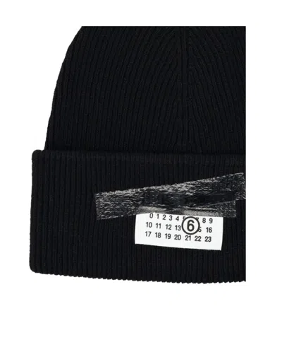 Mm6 Maison Margiela Ribbed Beanie With Logo Tag In Black
