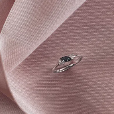 Astrid &amp; Miyu Lab Alexandrite &amp; Diamond Cluster Ring