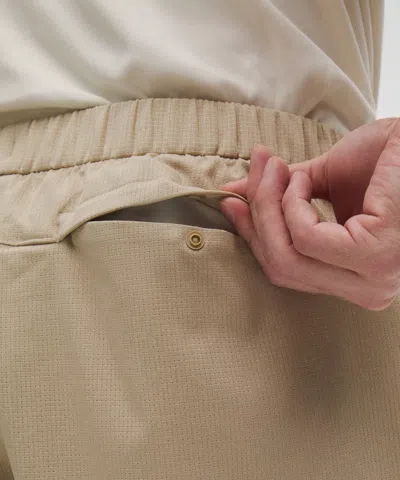 Lululemon Abc Wovenair Pull-on Short 7"