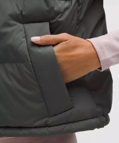 Lululemon Wunder Puff 600-down-fill Cropped Vest In Green