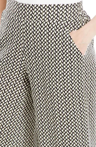 Max Studio Wide Leg Pull-on Crop Pants In Black