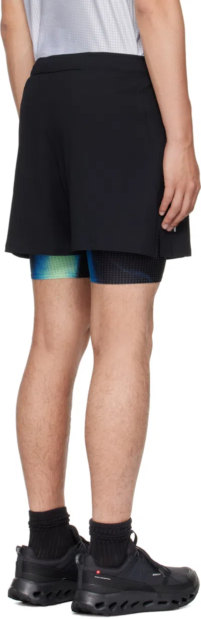 On Mens Black Pace 2 In 1 Stretch-woven Shorts In Black