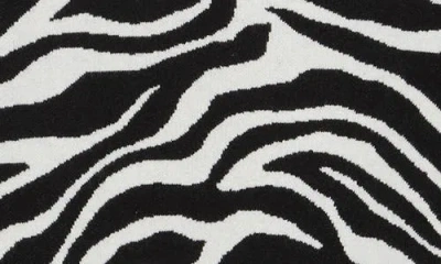 Nordstrom Rack Patterned Crewneck Sweater In Gold