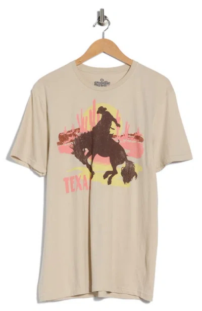 Goodie Two Sleeves Texas Cotton Graphic T-shirt In Neutral