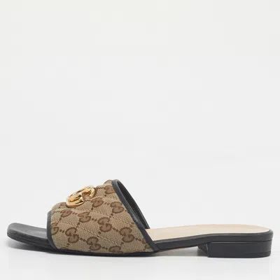 Pre-owned Gucci Beige/black Gg Canvas Gg Marmont Flat Slides Size 39 In Sand