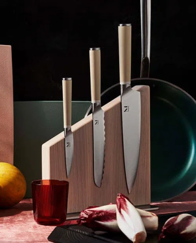 Material The Knives And Stand Set In Multi